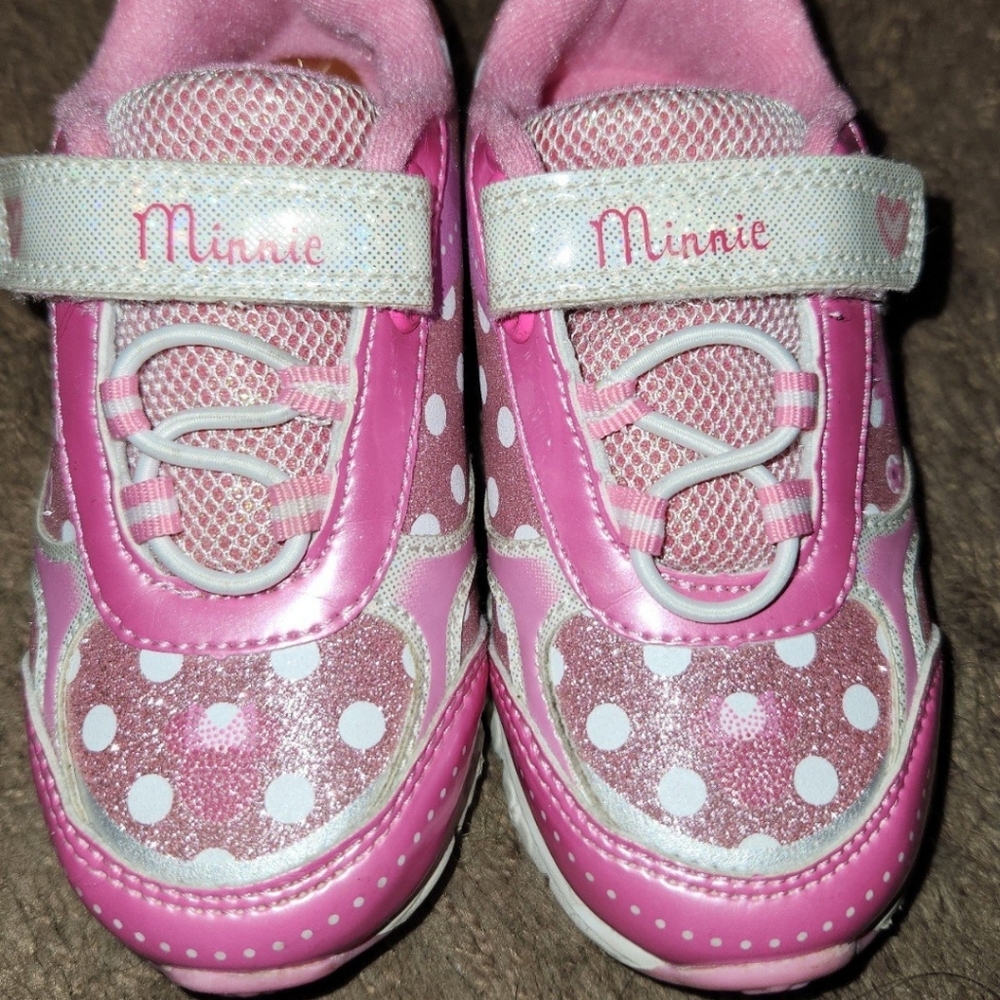 Minnie Mouse shoes